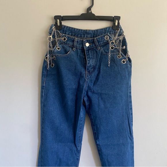 Jeans with chain - Picture 4 of 5